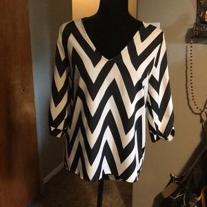 V neck blouse with 3/4 pearl button sleeve